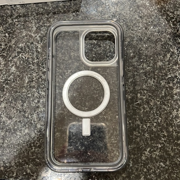 Mag safe life proof Nëxt case iPhone 12 Pro Max - Picture 3 of 3